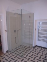 /album/koupelny/bezramovy-rohovy-sprchovy-kout-jpg/